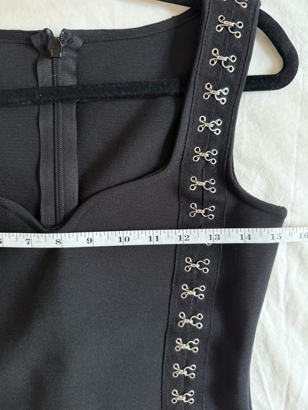 Black Hook & Eye Strap Bodycon Mini Dress M Revolve Style Night Out - Picture 5 of 8